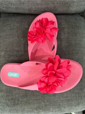 OKA b. Pink Floral Slide Sandals with Decorative Blooms